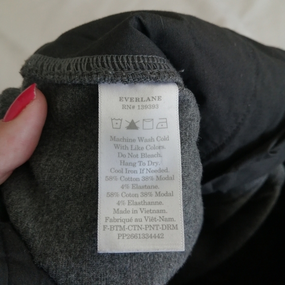 Everlane The Dream Pants Tapered Ankle Pant Heathered Charcoal Grey Medium - Picture 13 of 16